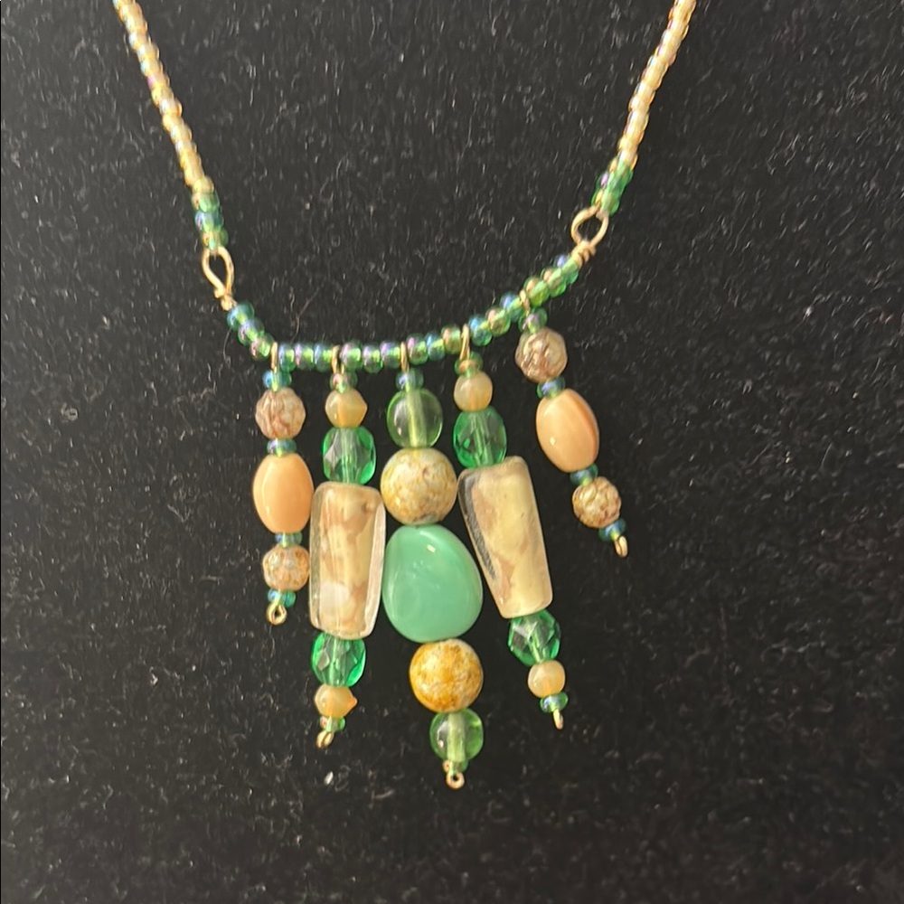 Artisan Green and Yellow Necklace with Dynamic Pendant Design - Picture 5 of 6